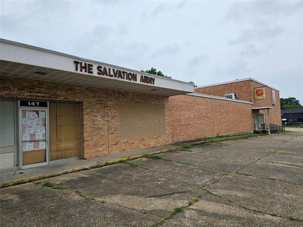 147 Stoner Avenue - Photo 1