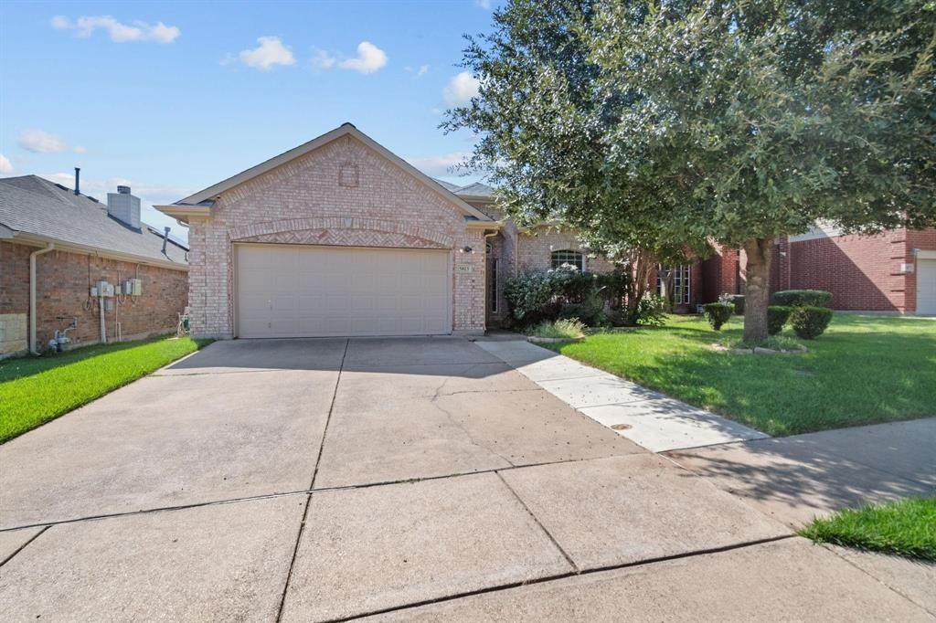5813 Fathom Drive - Photo 1