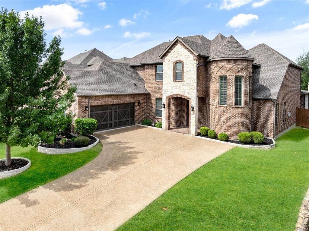 7825 Woodcreek Way - Photo 1