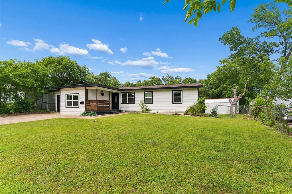 1106 Strong Parkway - Photo 1