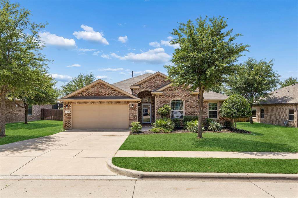 1412 Meadowlakes Drive - Photo 1