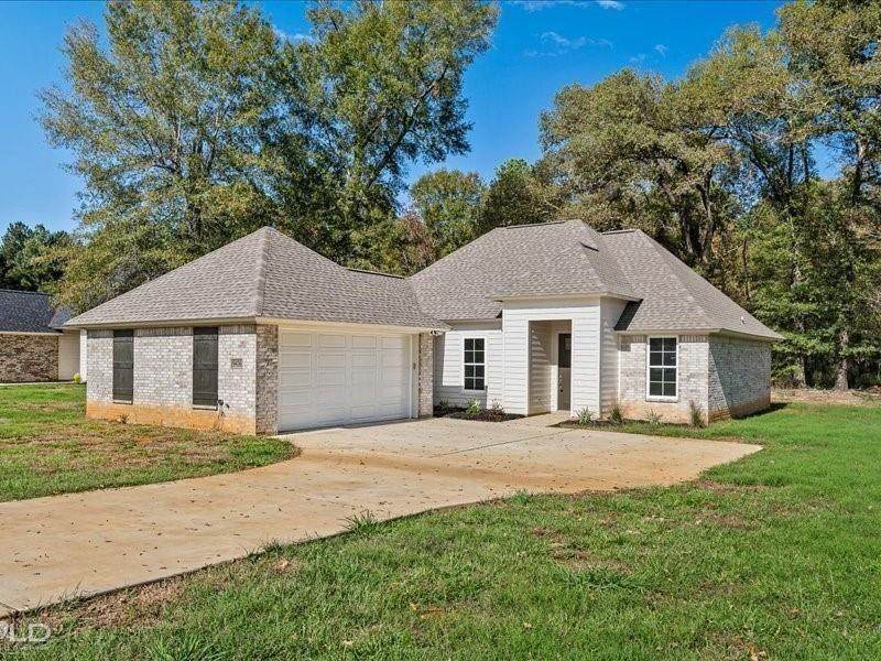 9436 Pointe Circle - Photo 1