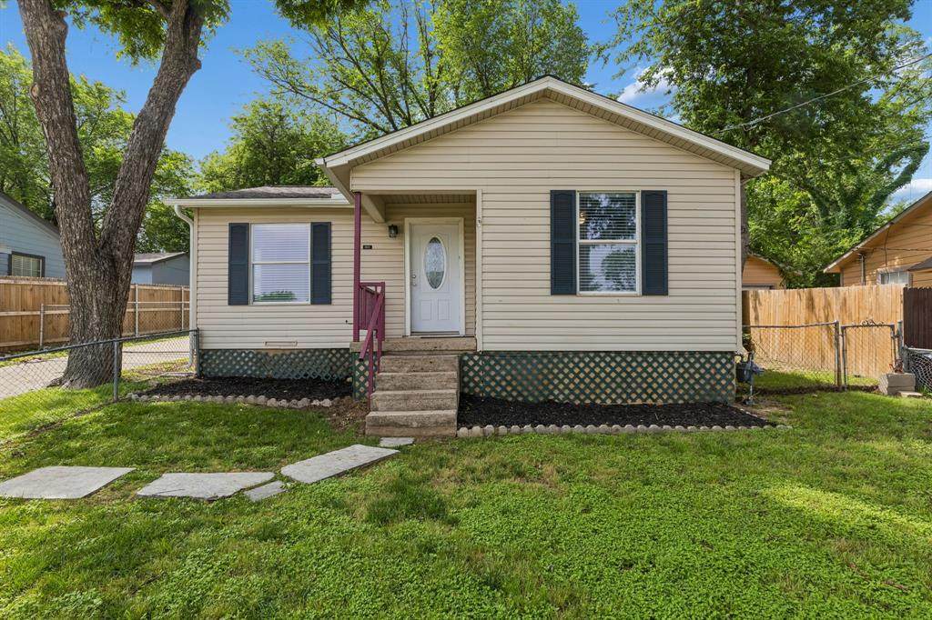 1514 Baxley Street - Photo 1