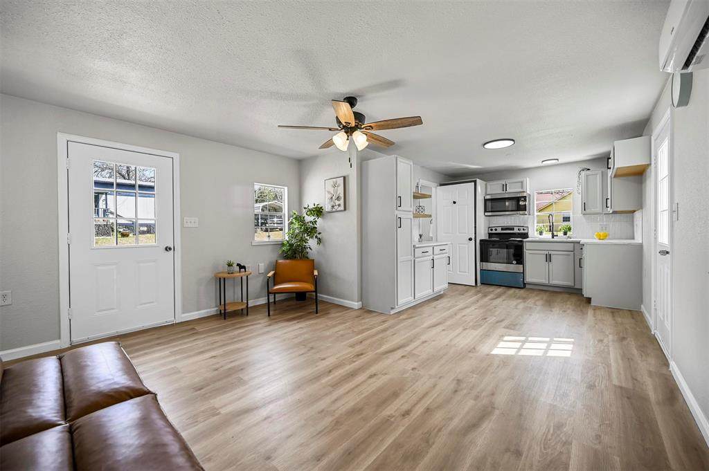 88 Live Oak Street - Photo 1