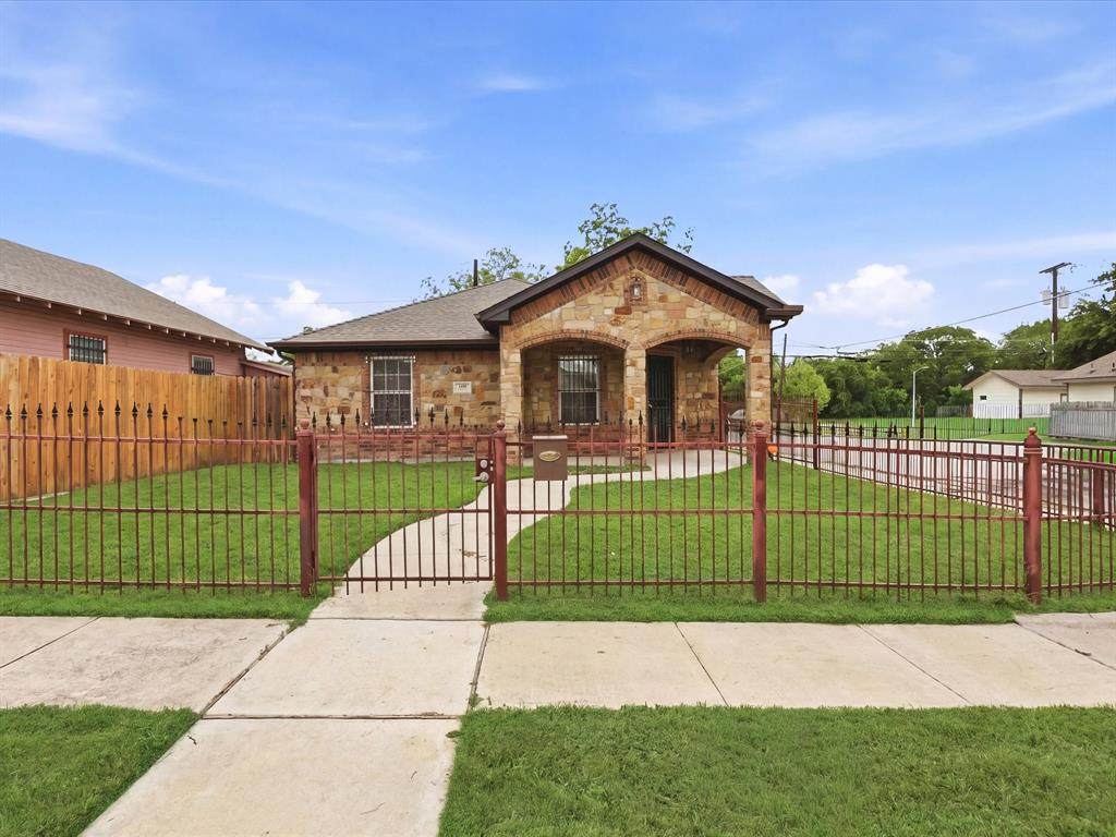 1400 Stewart Street - Photo 1