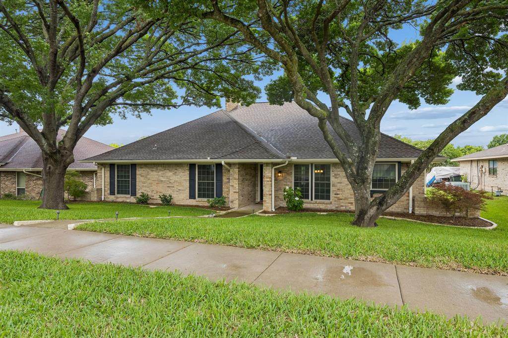 4004 Bosque Drive - Photo 1