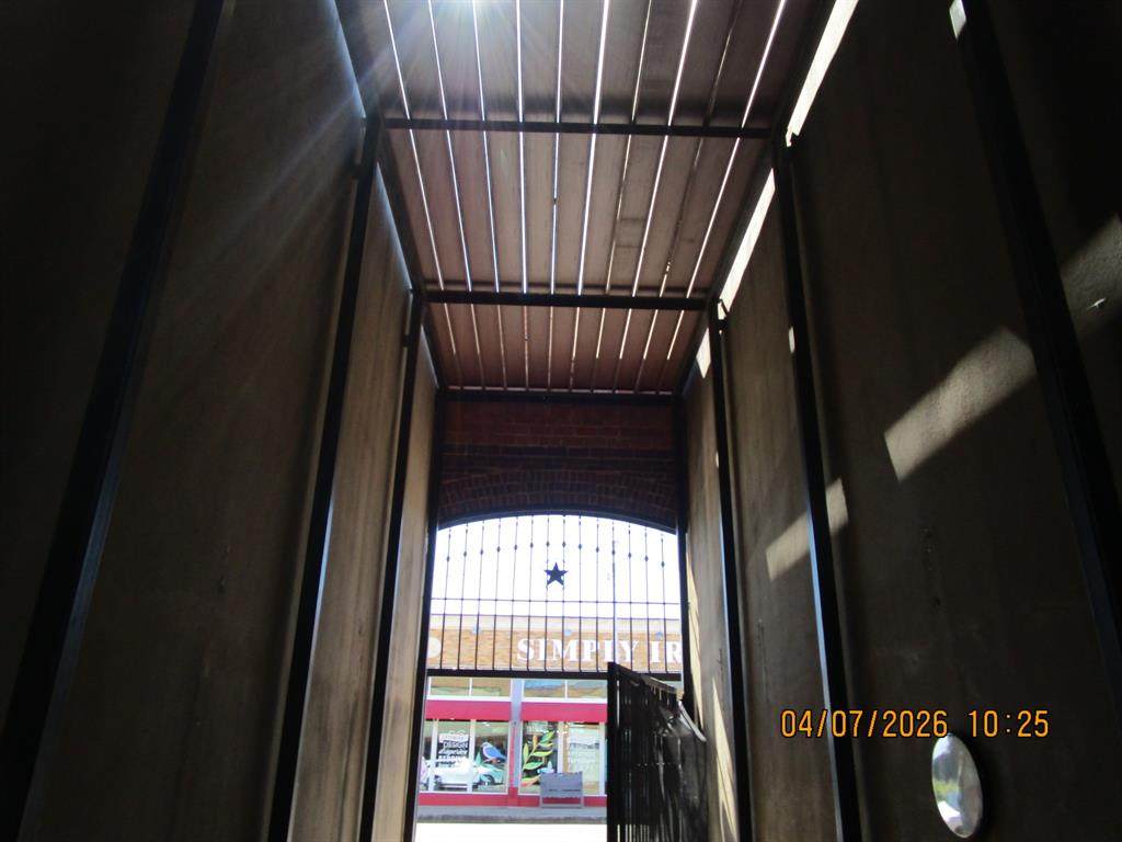1013 Austin Avenue - Photo 1
