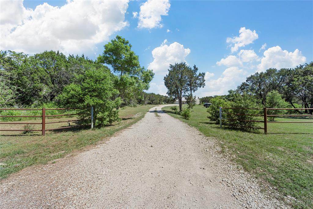 1571 Highland Parkway - Photo 1