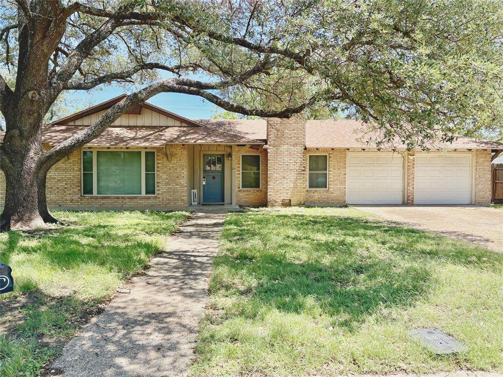 925 Rambler Drive - Photo 1