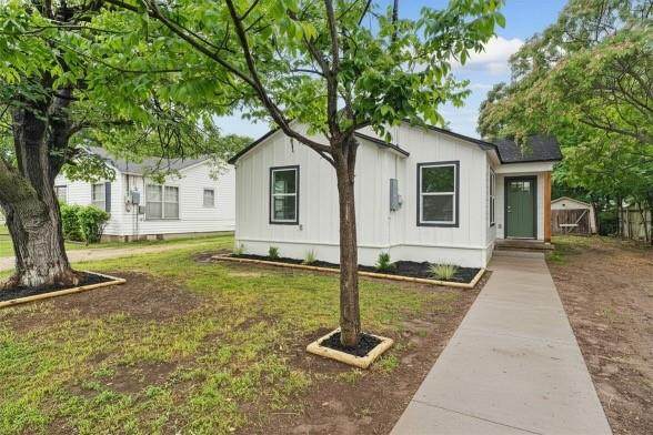 3613 25TH Street - Photo 1
