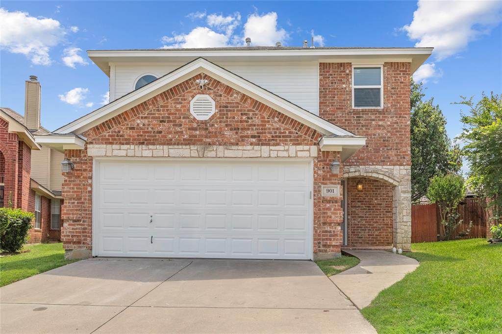 901 Saddle Drive - Photo 1