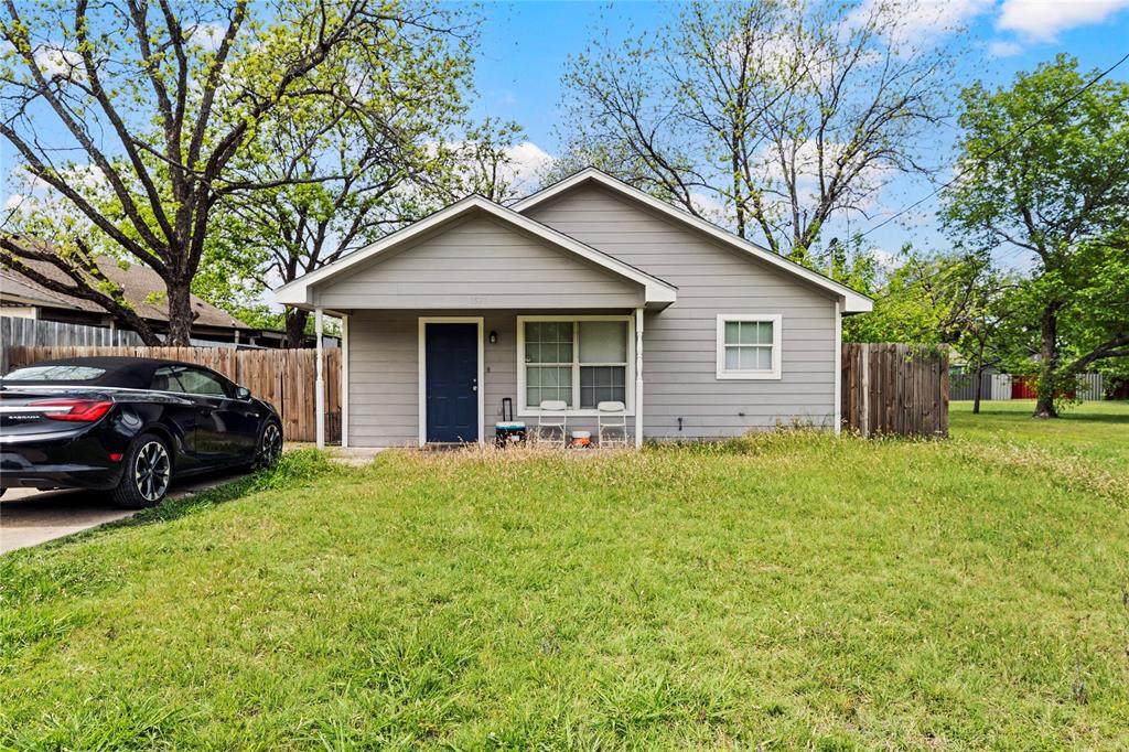 1521 Connor Avenue - Photo 1
