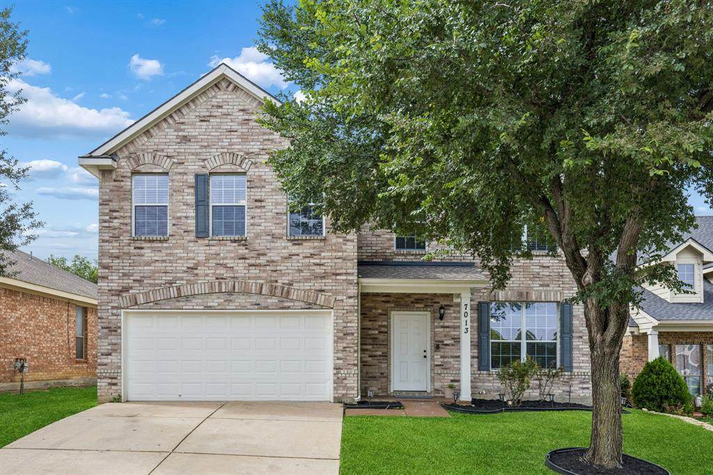 7013 Lindentree Lane - Photo 1