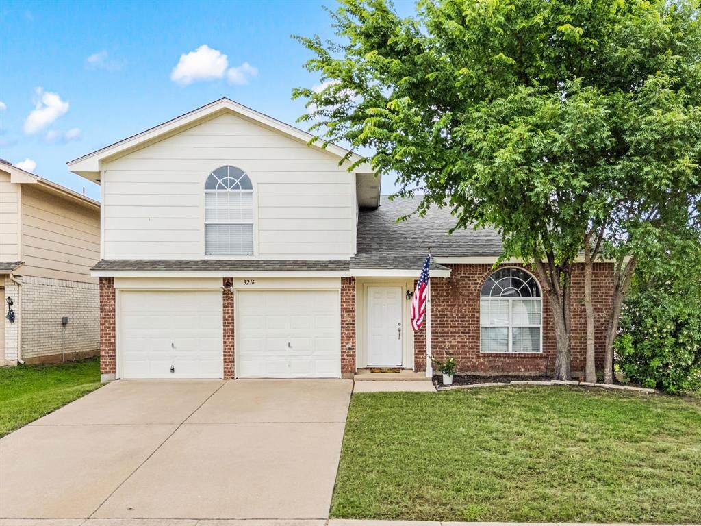 3216 Fountain Parkway - Photo 1