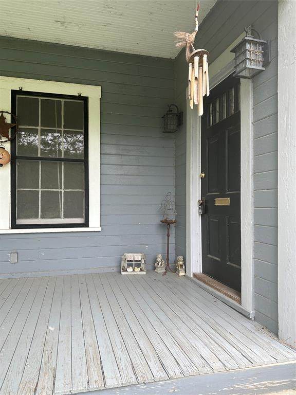 821 Ward Street - Photo 1