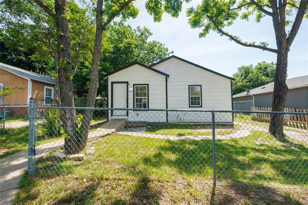 1809 Birdell Street - Photo 1