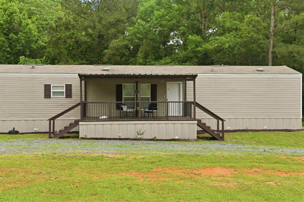 127 Almond Road - Photo 1