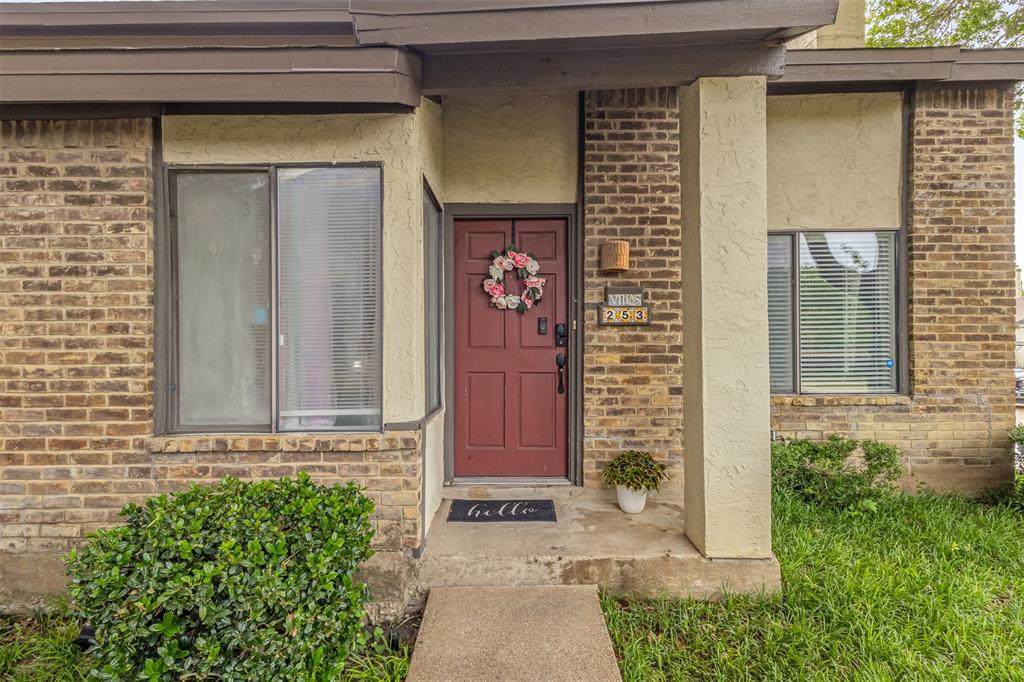 821 Dublin Drive - Photo 1