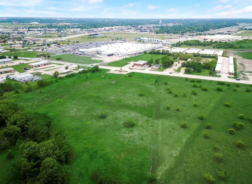 2301 Traders Road - Photo 1