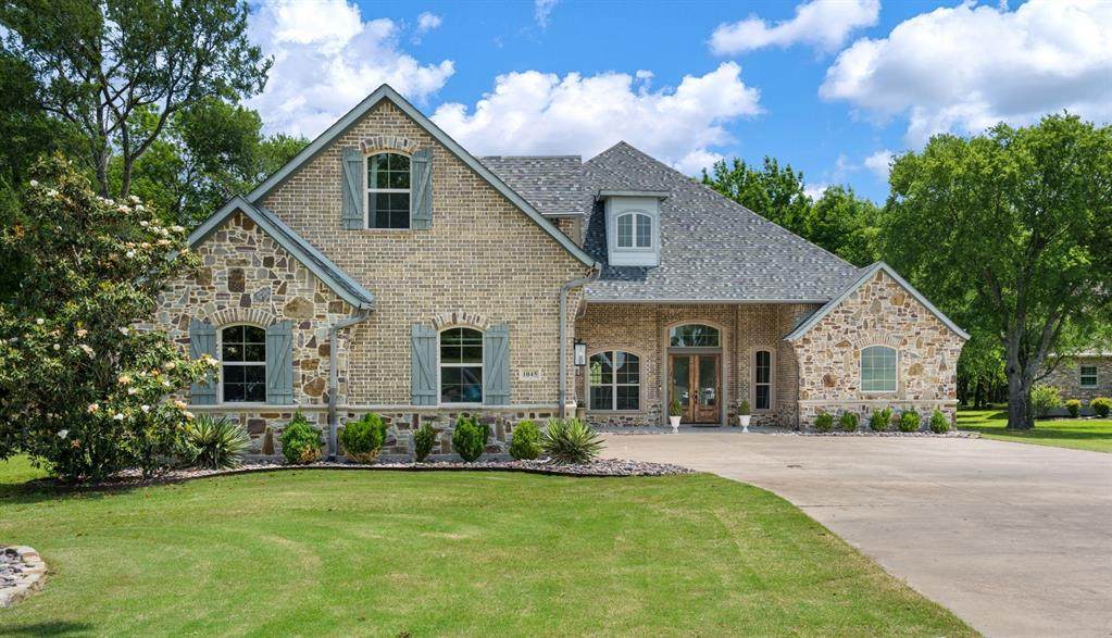 1045 Amber Way - Photo 1