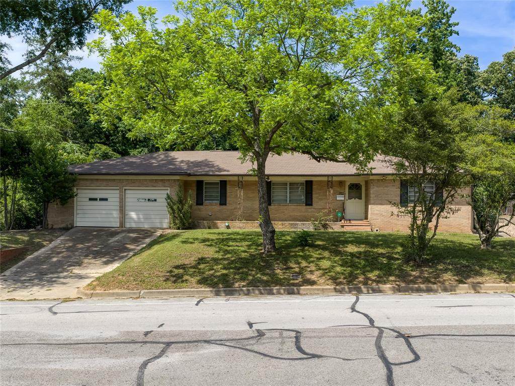 1804 Decharles Street - Photo 1