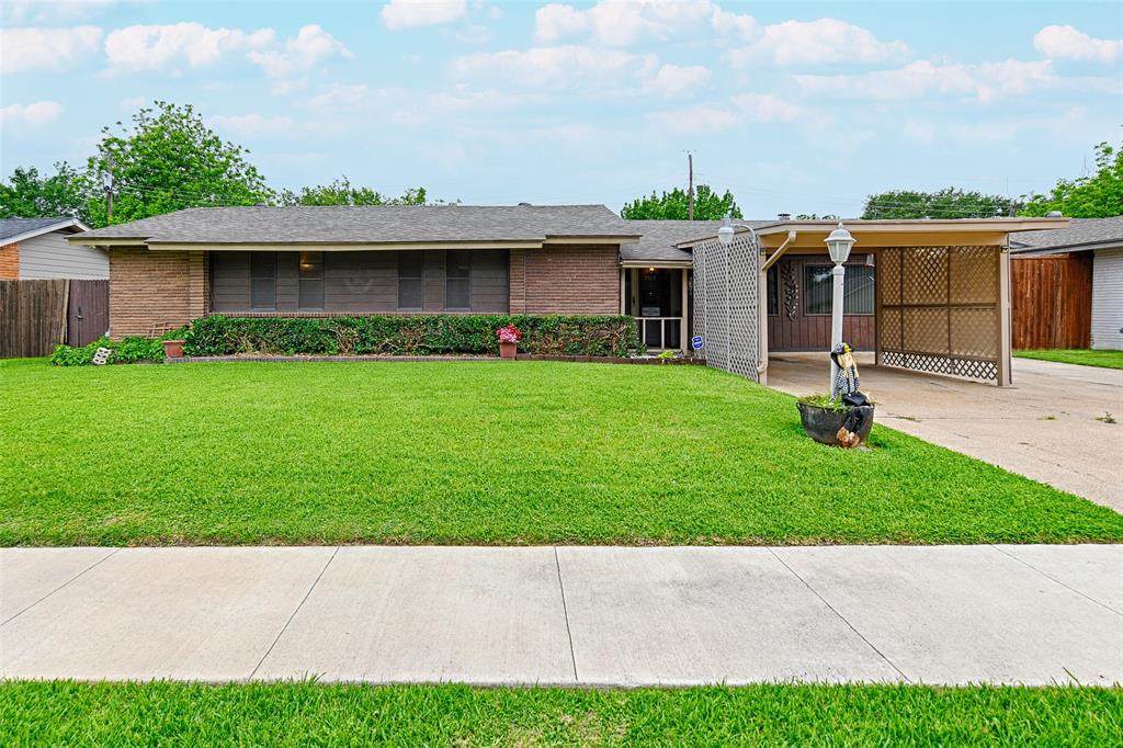 3705 Cranston Court - Photo 1