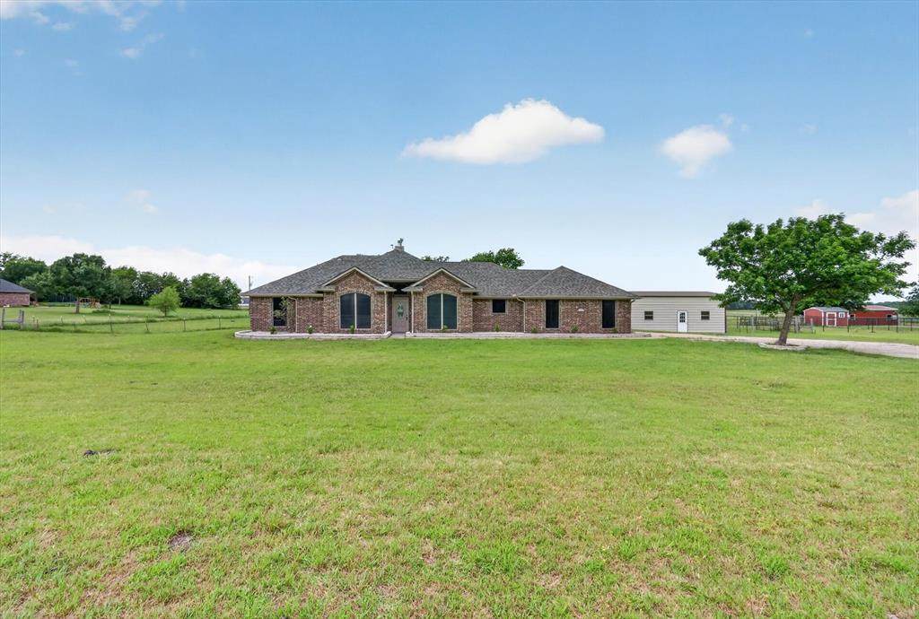 7830 County Road 2584 - Photo 1