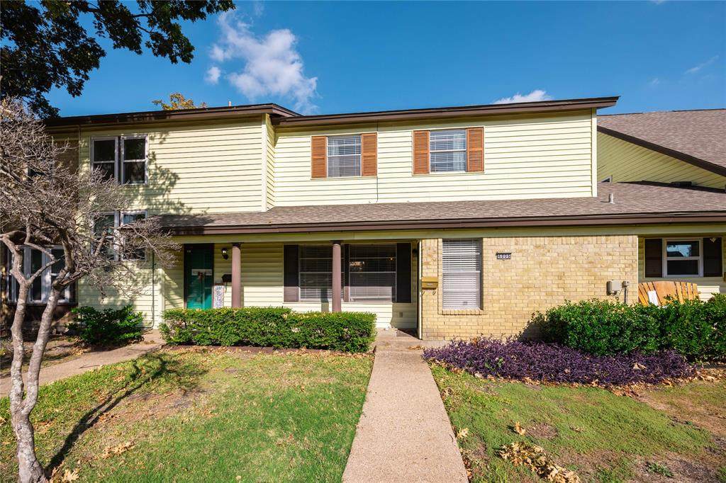 4806 Rollingwood Court - Photo 1