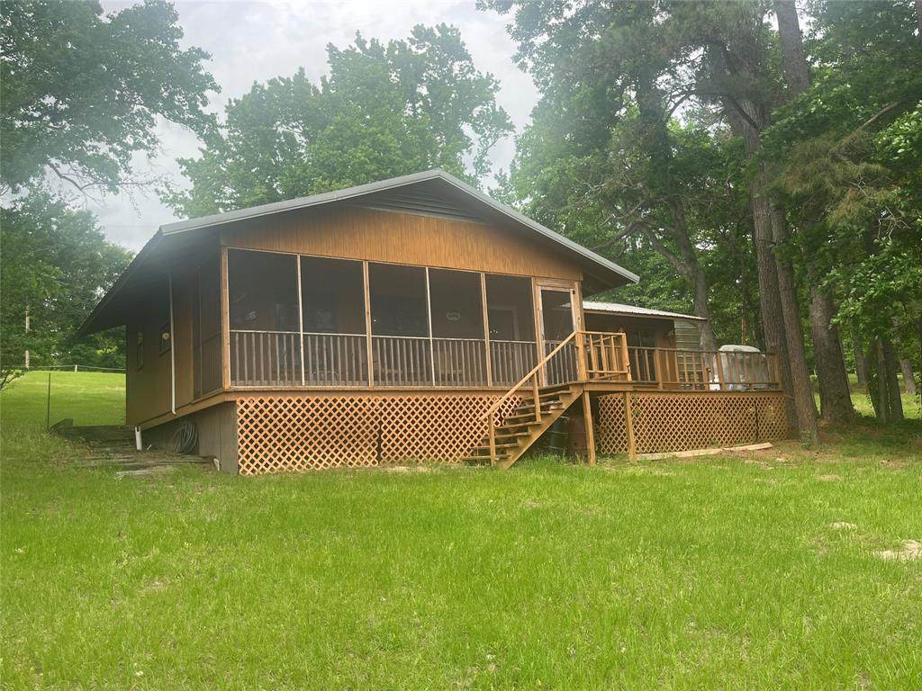 130 Private Road 8232 - Photo 1