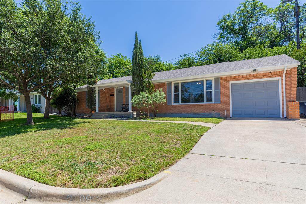 3509 Rogers Avenue - Photo 1