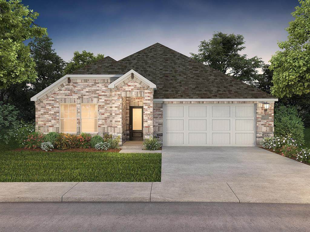919 Angel Street - Photo 1