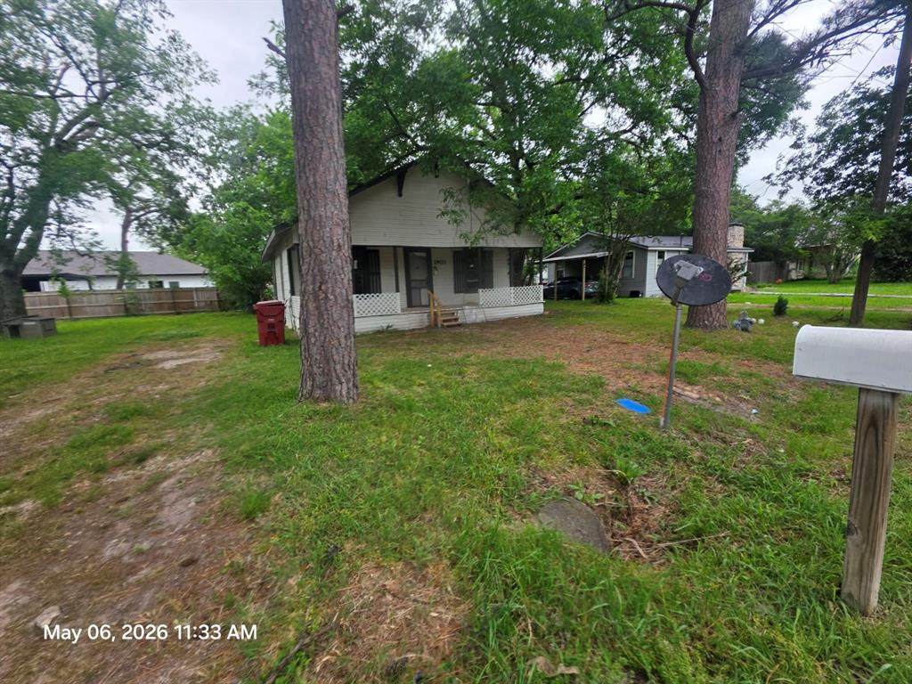 1903 Main Street - Photo 1