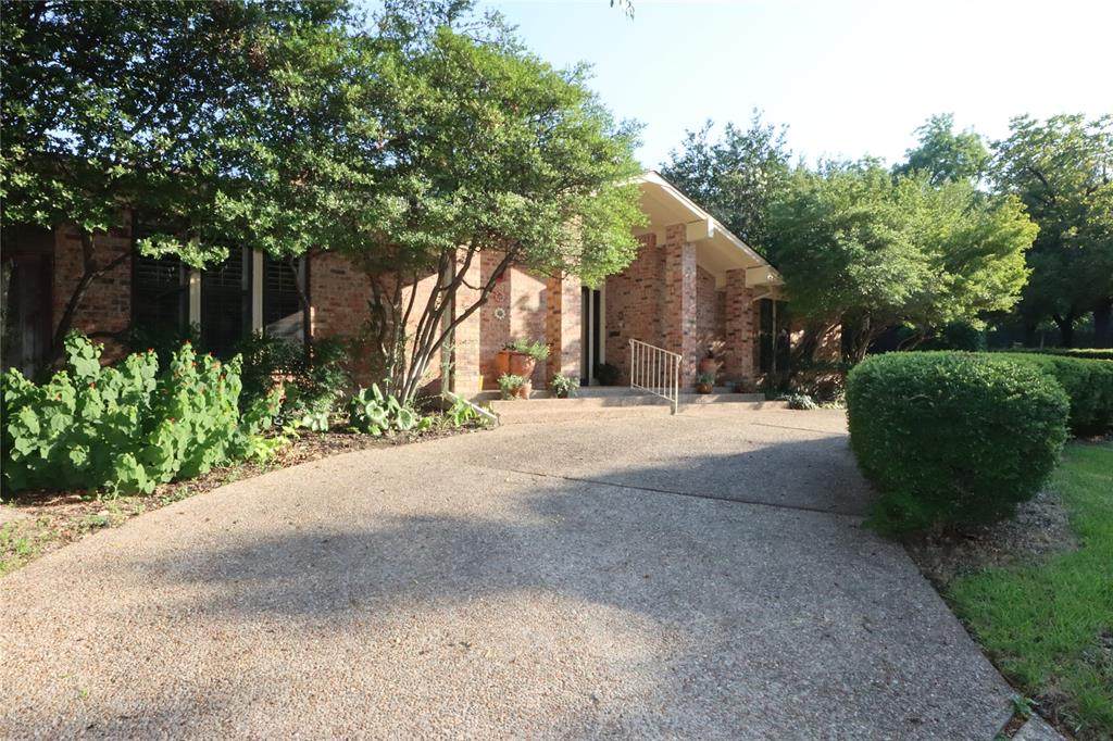 5421 Benbridge Drive - Photo 1