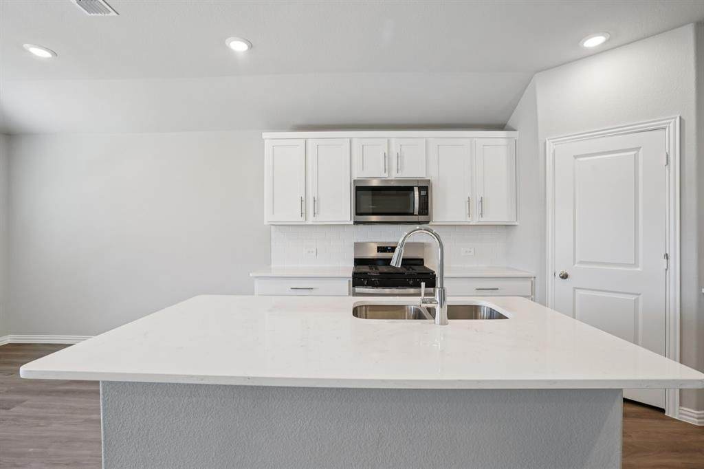 2109 Rannoch Street - Photo 1
