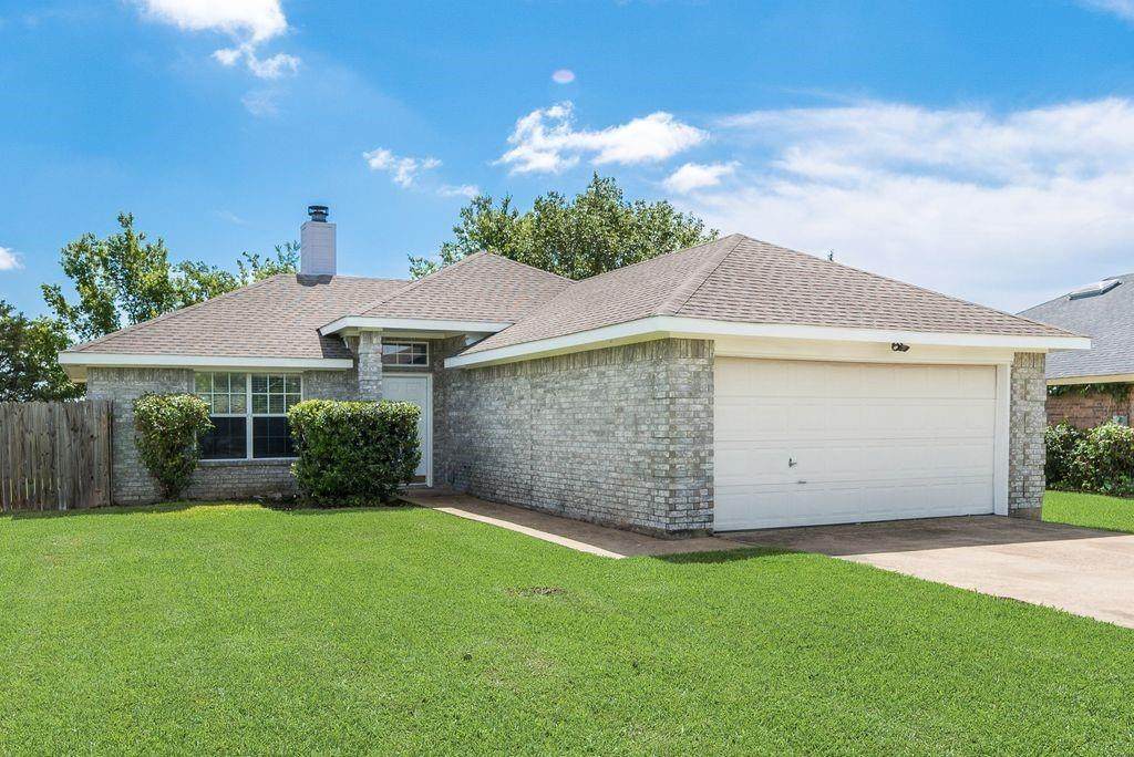 1415 Medora Street - Photo 1