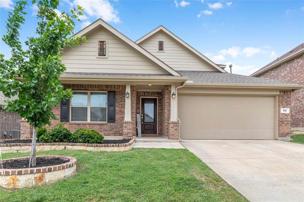 816 Skytop Drive - Photo 1