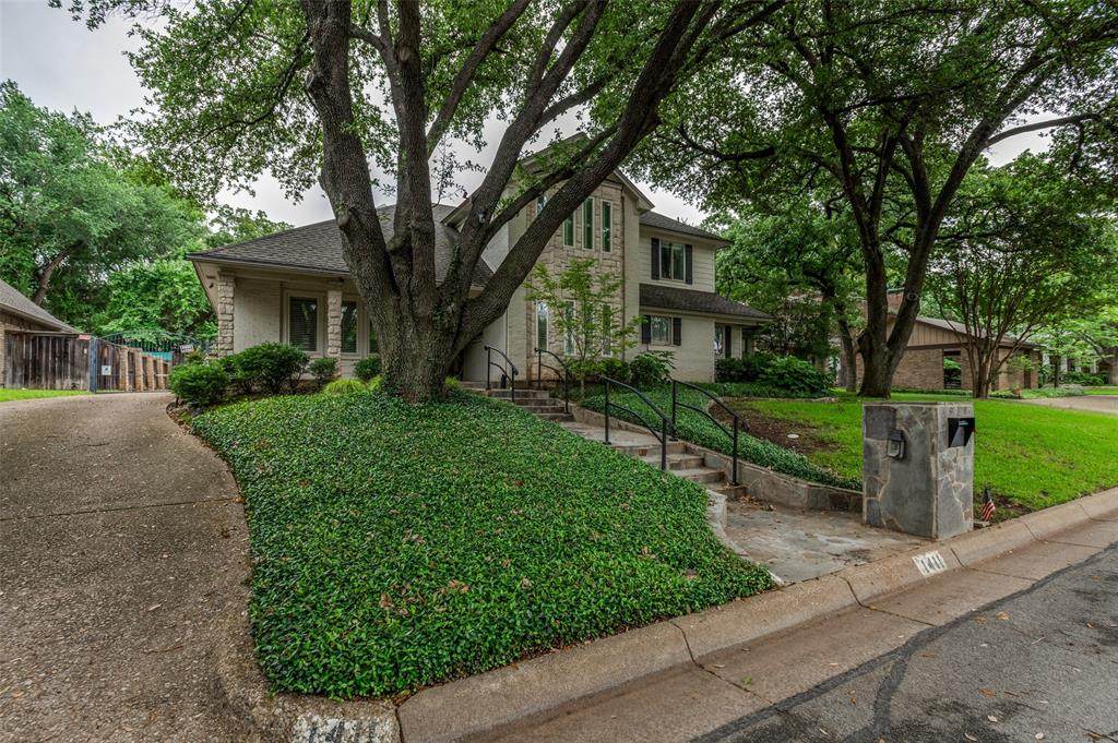 1411 Clubview Court - Photo 1