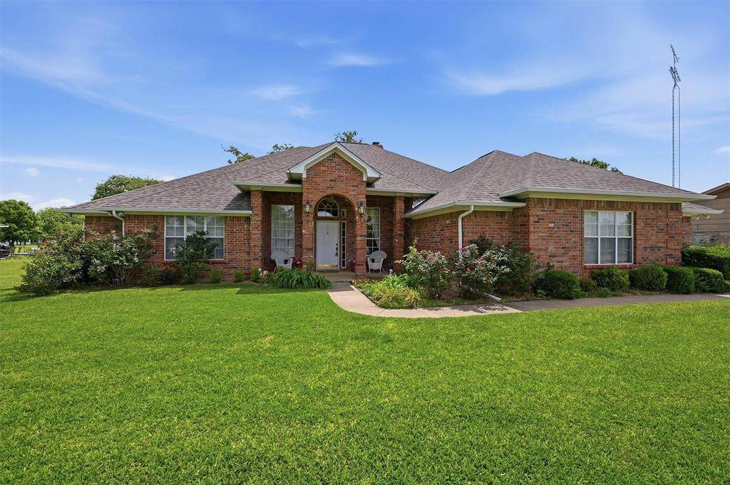 730 Kiowa Drive - Photo 1