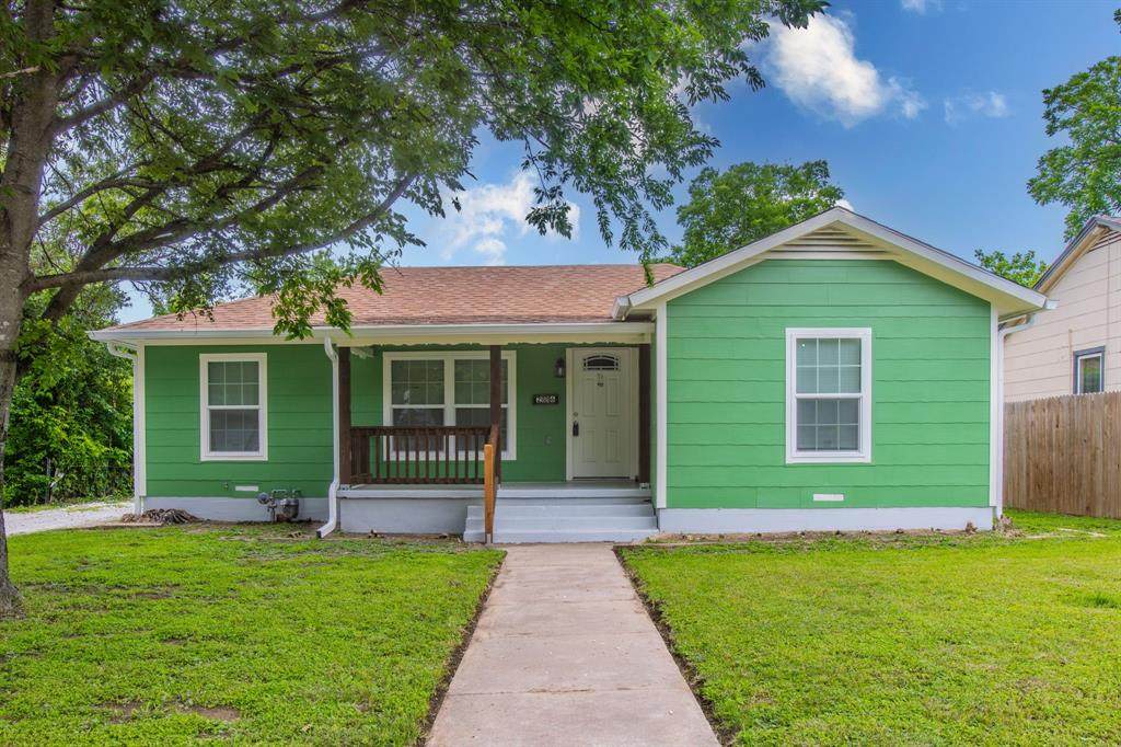 2816 Summer Avenue - Photo 1