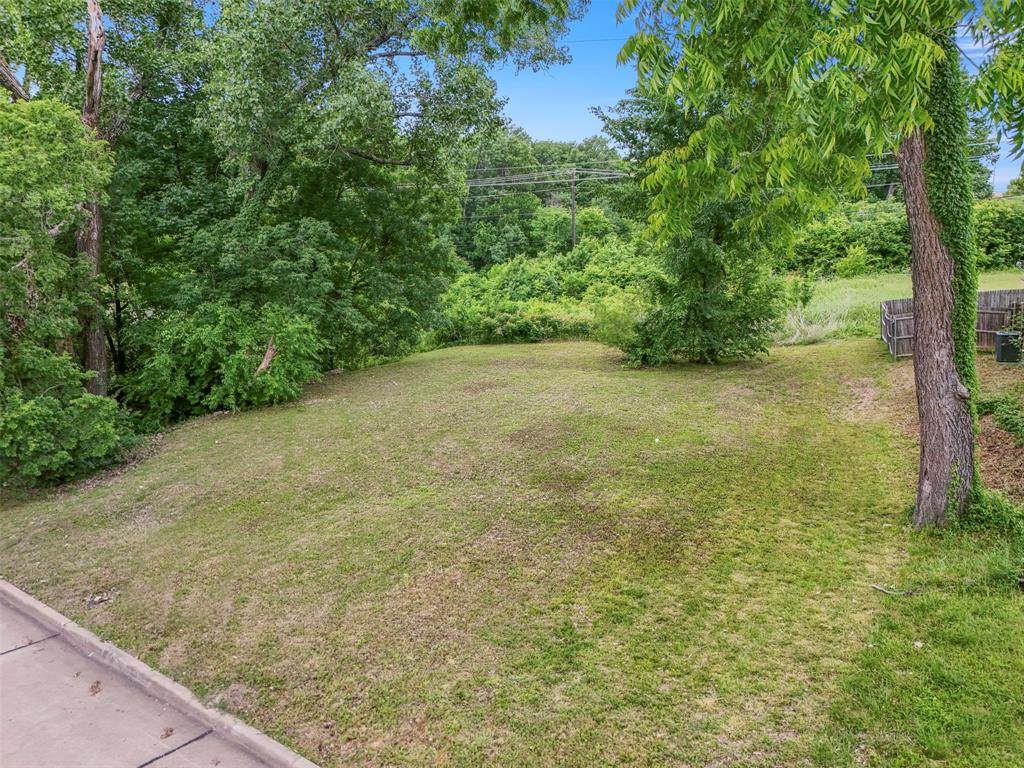 5101 Edgewater Drive - Photo 1