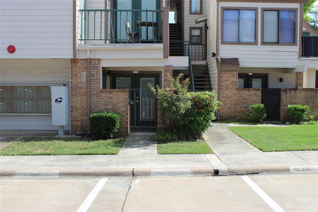 2300 Bamboo Drive - Photo 1