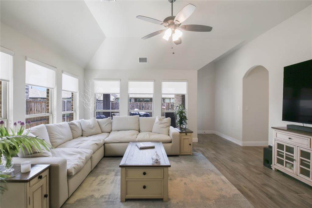 1316 Stoneleigh Place - Photo 1