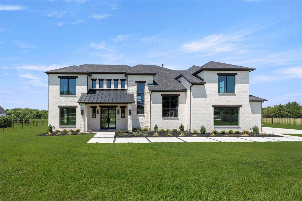 208 Terry Lane - Photo 1