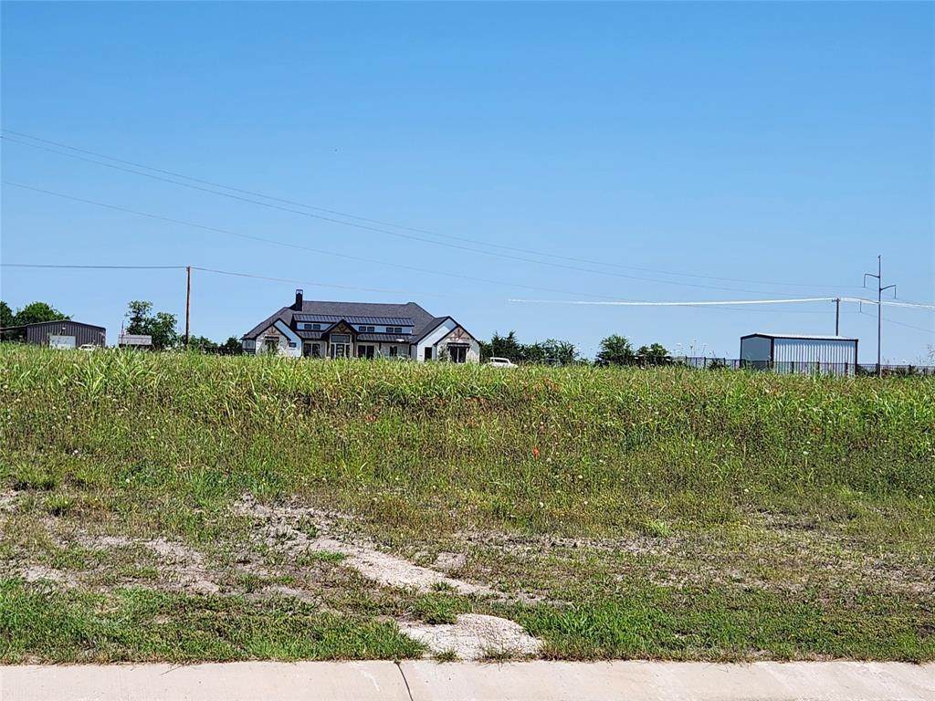 4704 Sasha Way - Photo 1