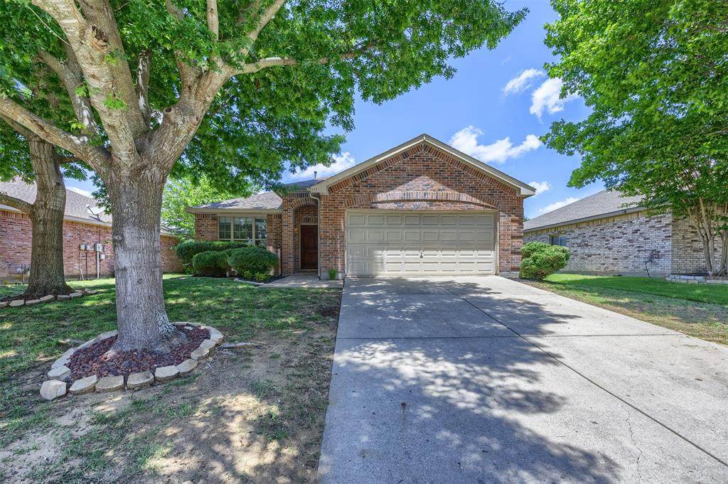 211 Fisherman Trail - Photo 1