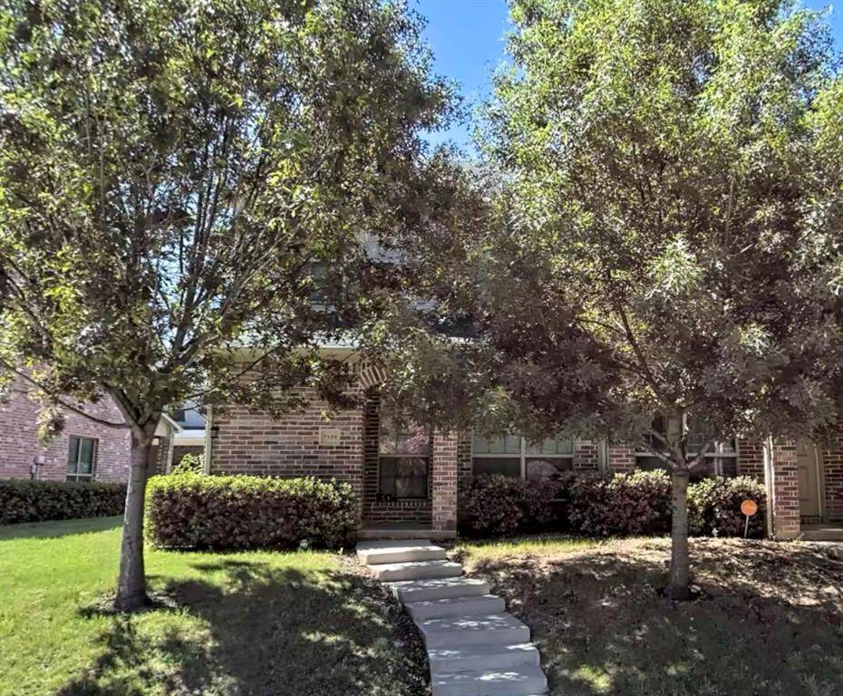 2349 Homewood Lane - Photo 1