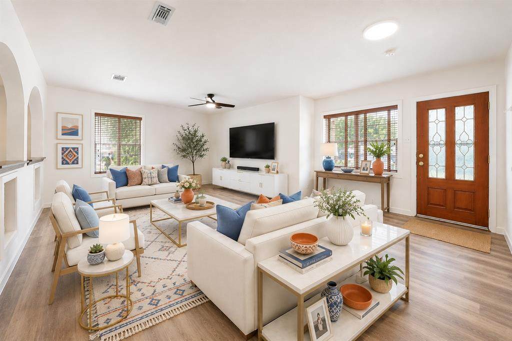 1623 Fresno Street - Photo 1