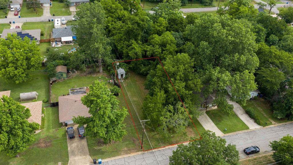 911 Thatcher Street - Photo 1