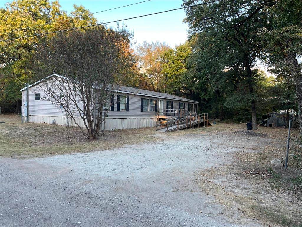 136 Coahoma Street - Photo 1