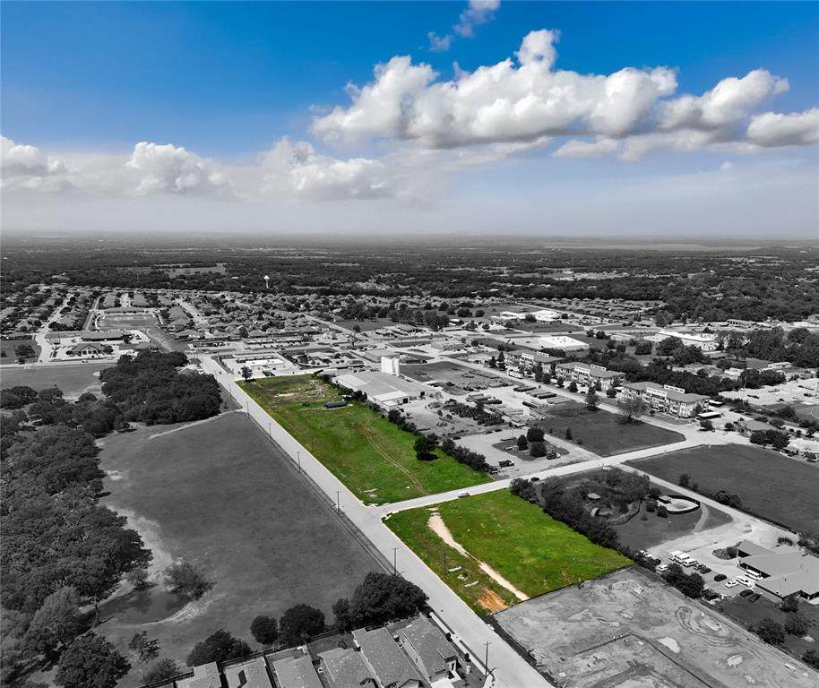 000 Highmeadow Drive - Photo 1